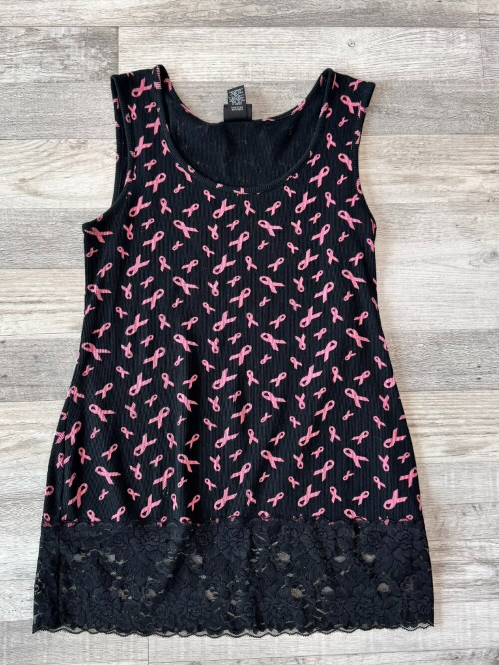 Torrid black ribbed breast cancer awareness tank lace hem 2 N23